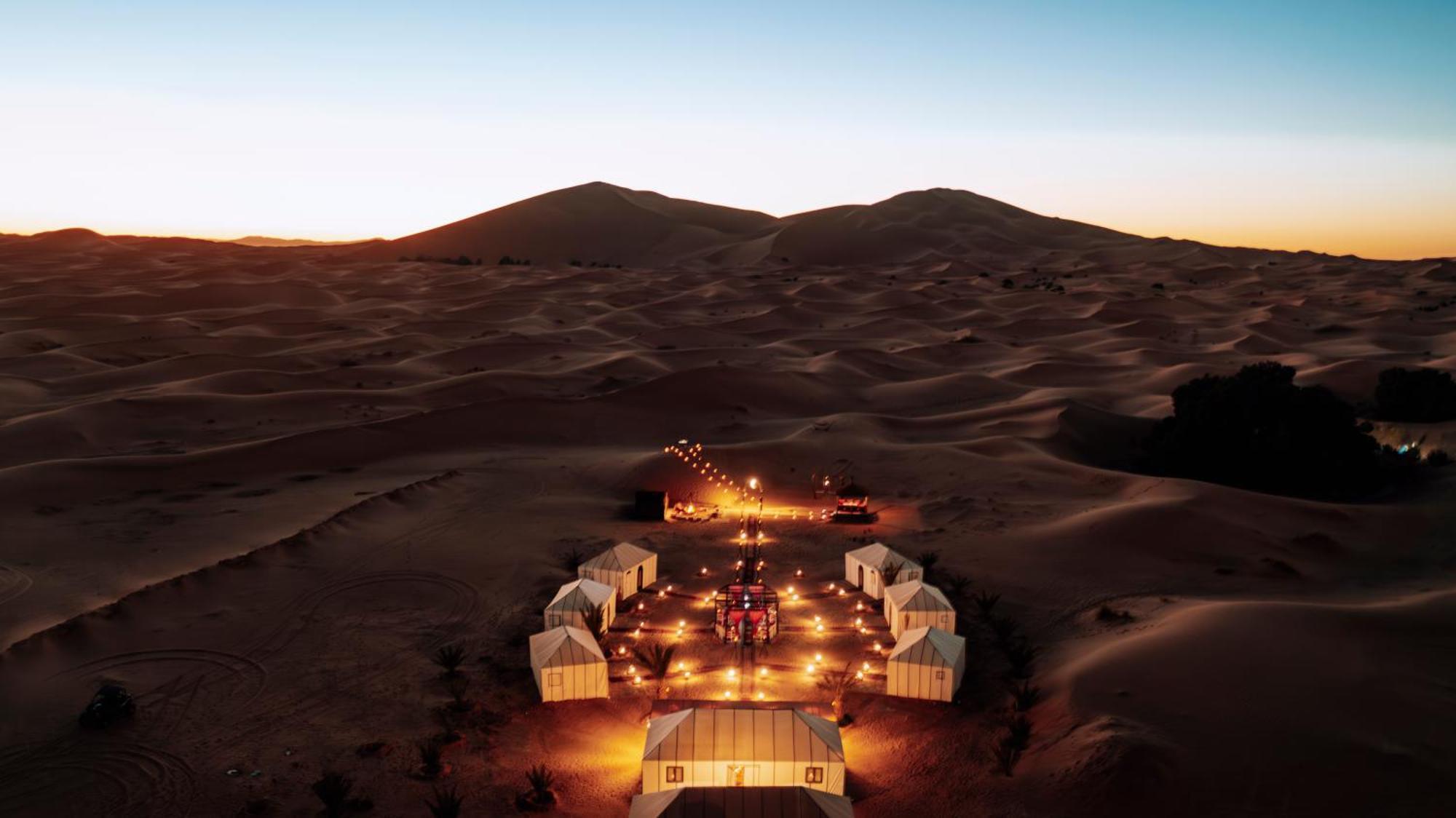Отель Tiziri Camp Мерзуга Экстерьер фото